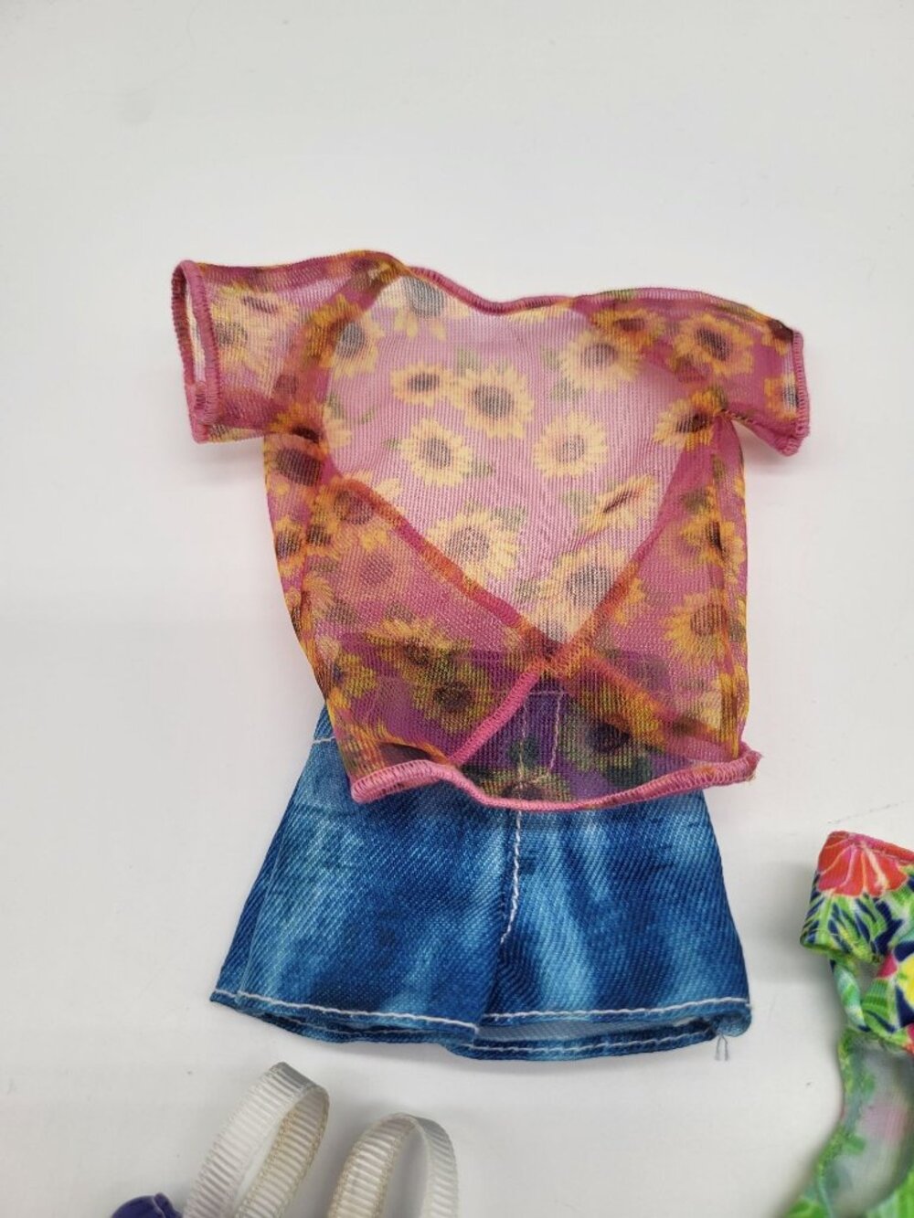 Barbie Fashion Doll Outfits Dresses Lot of 7 Summer Fashionista Baker Misc - Picture 6 of 9